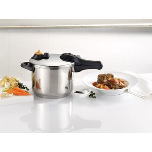 Ultimate Series Pressure Cooker