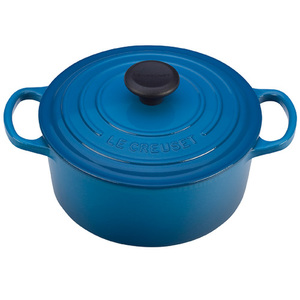 Siganture 2 Qt Round French Oven Marseille